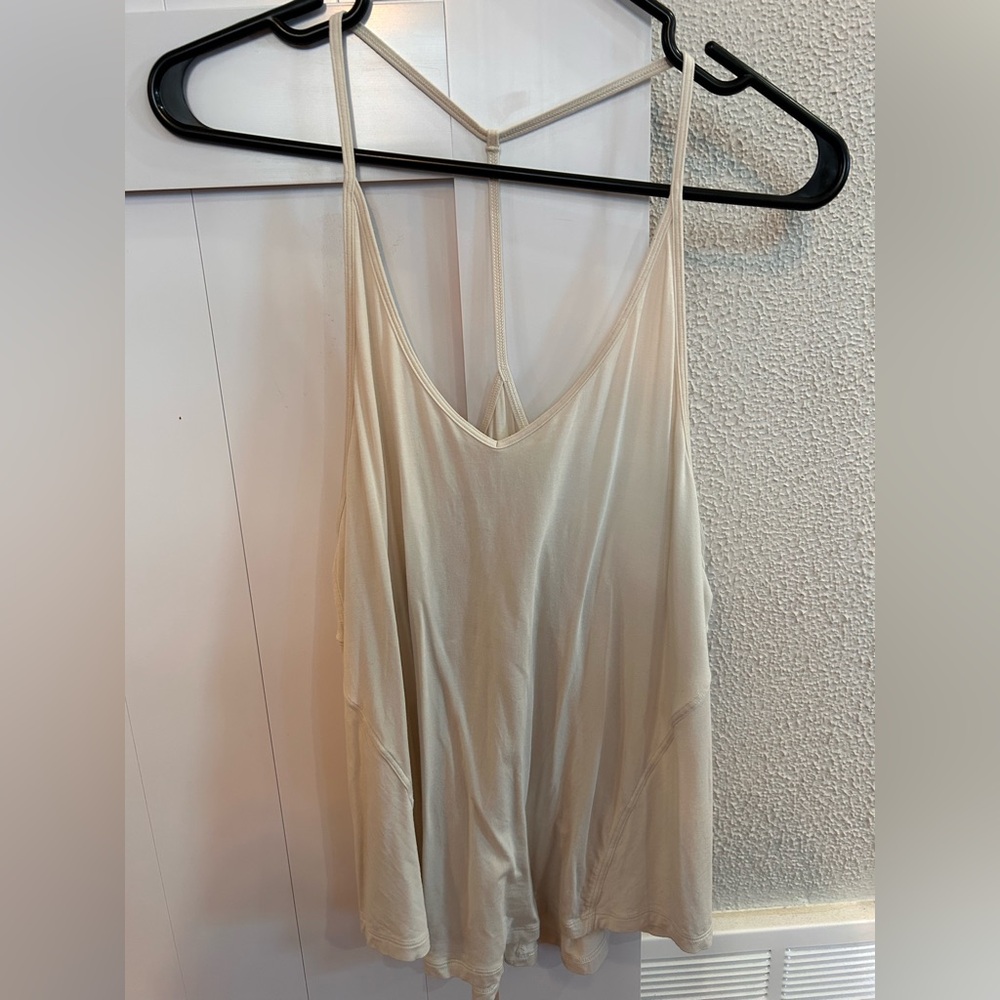 Lulu Lemon Cream Tank Size 6
